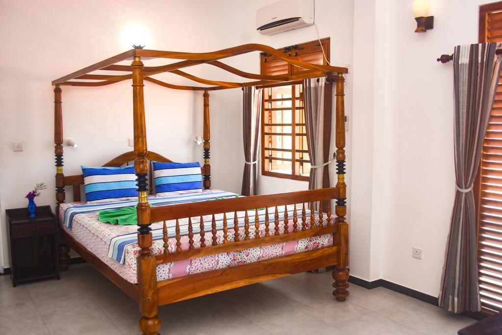 Ravi Villa Hikkaduwa Exterior foto