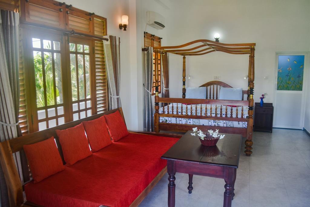 Ravi Villa Hikkaduwa Exterior foto