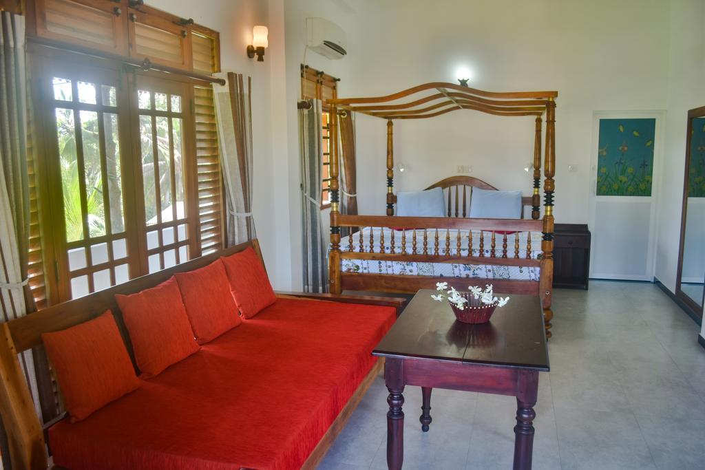 Ravi Villa Hikkaduwa Exterior foto