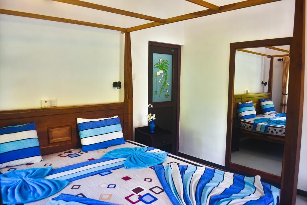 Ravi Villa Hikkaduwa Exterior foto