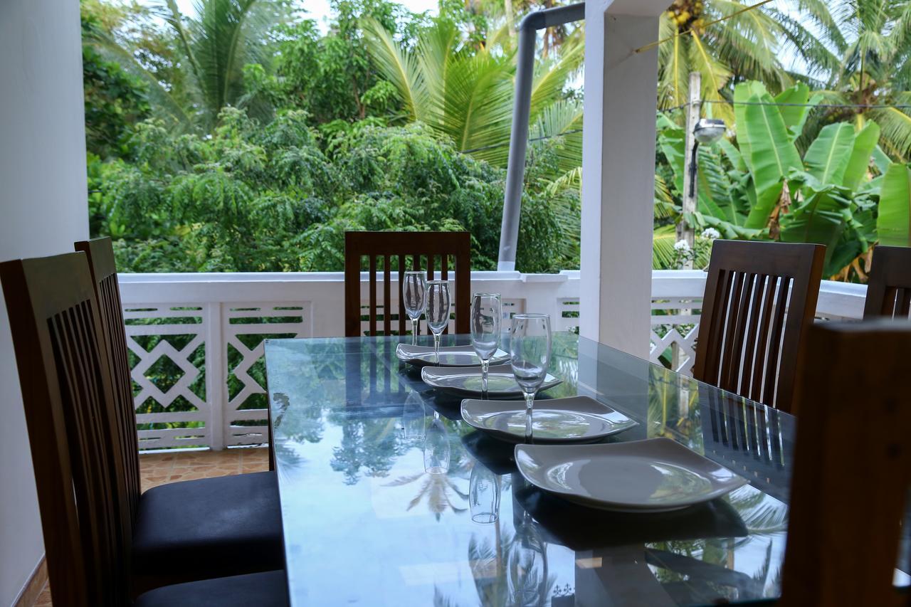 Ravi Villa Hikkaduwa Exterior foto