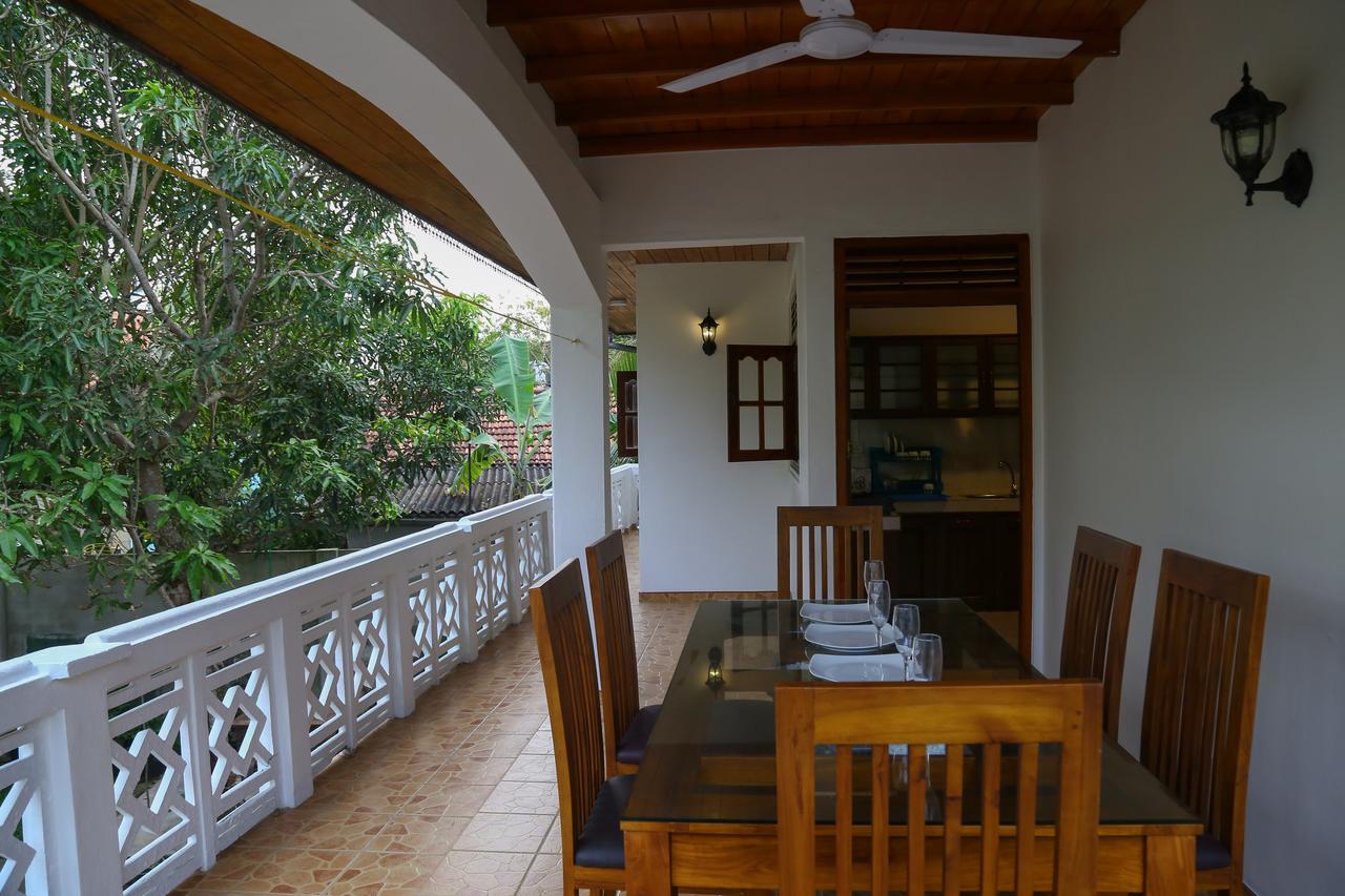 Ravi Villa Hikkaduwa Exterior foto